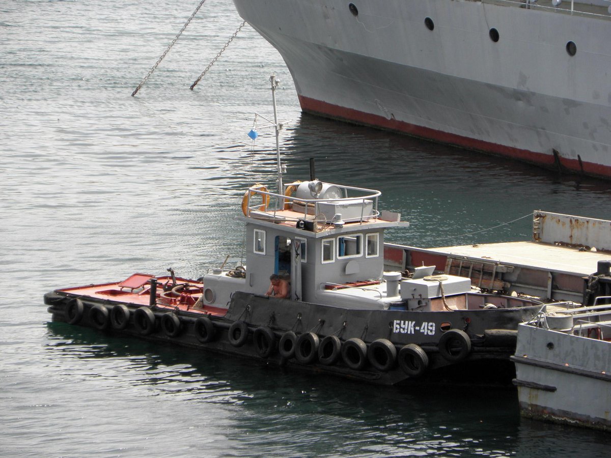 Буксирный катер бук 874