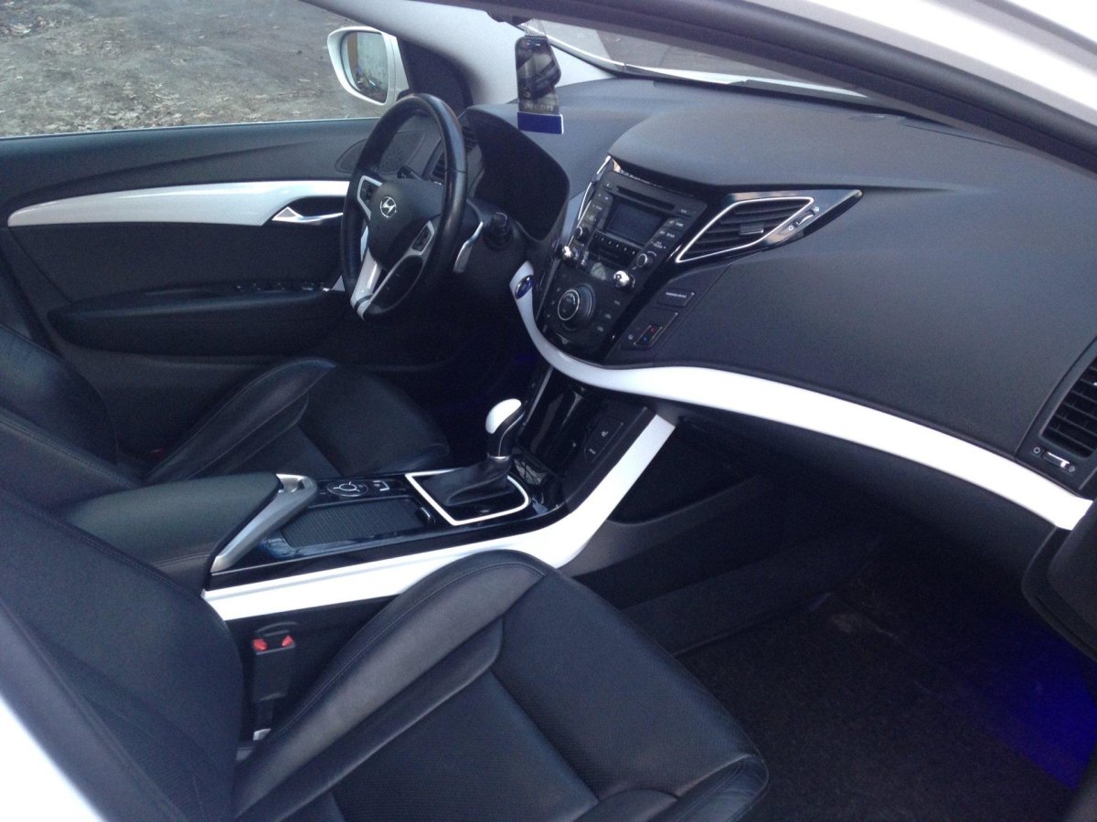 Hyundai i40 салон