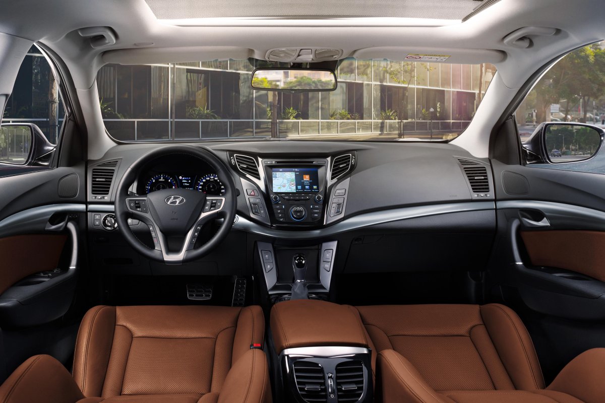 Хендай ай 40 универсал салон