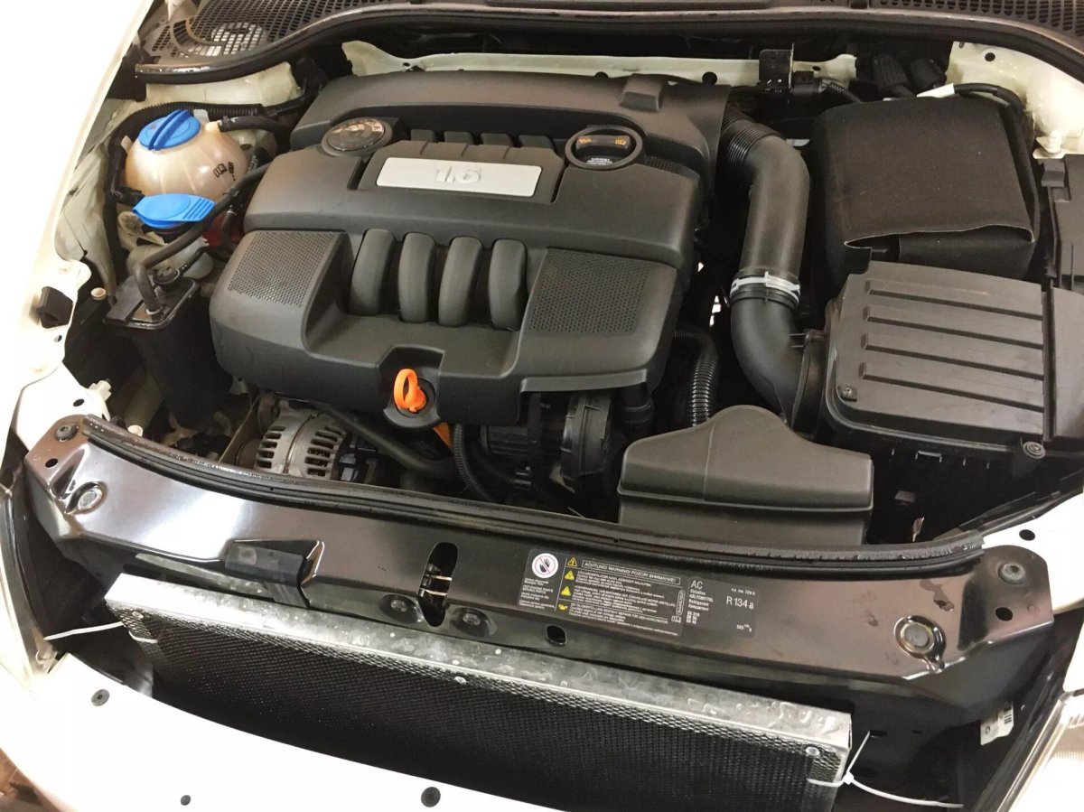 Шкода Октавия 2011 под капотом