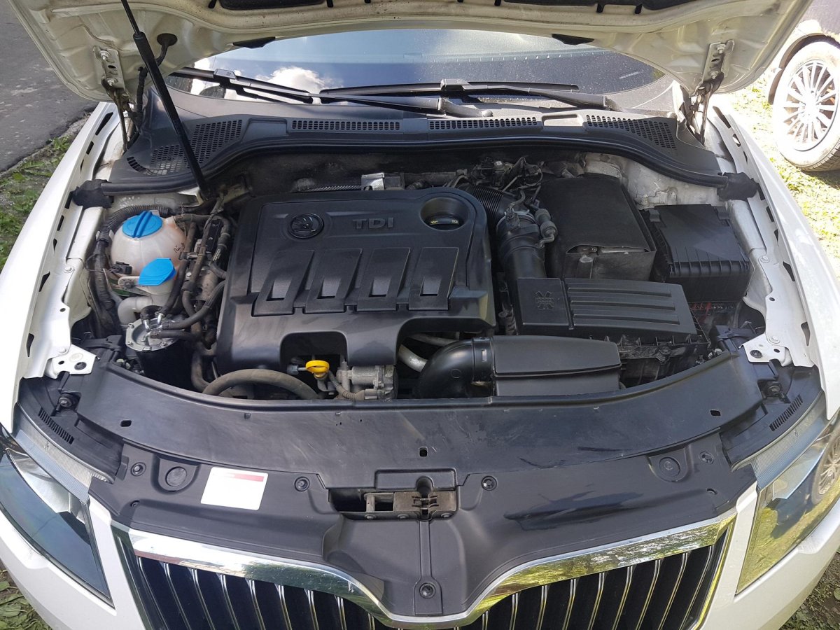 Шкода Суперб 2 под капотом