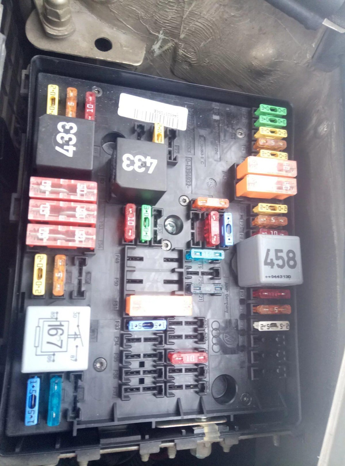 Блок предохранителей Шкода а5