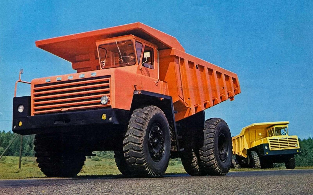 Карьерный самосвал БЕЛАЗ-540а