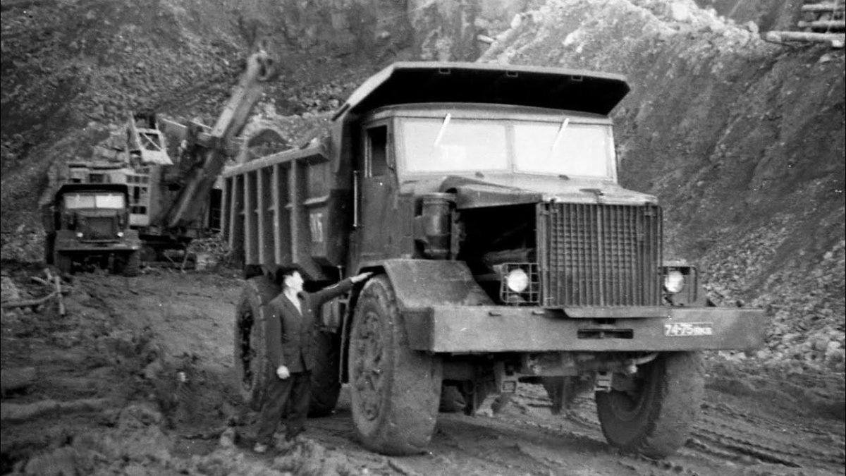 МАЗ 525 тягач