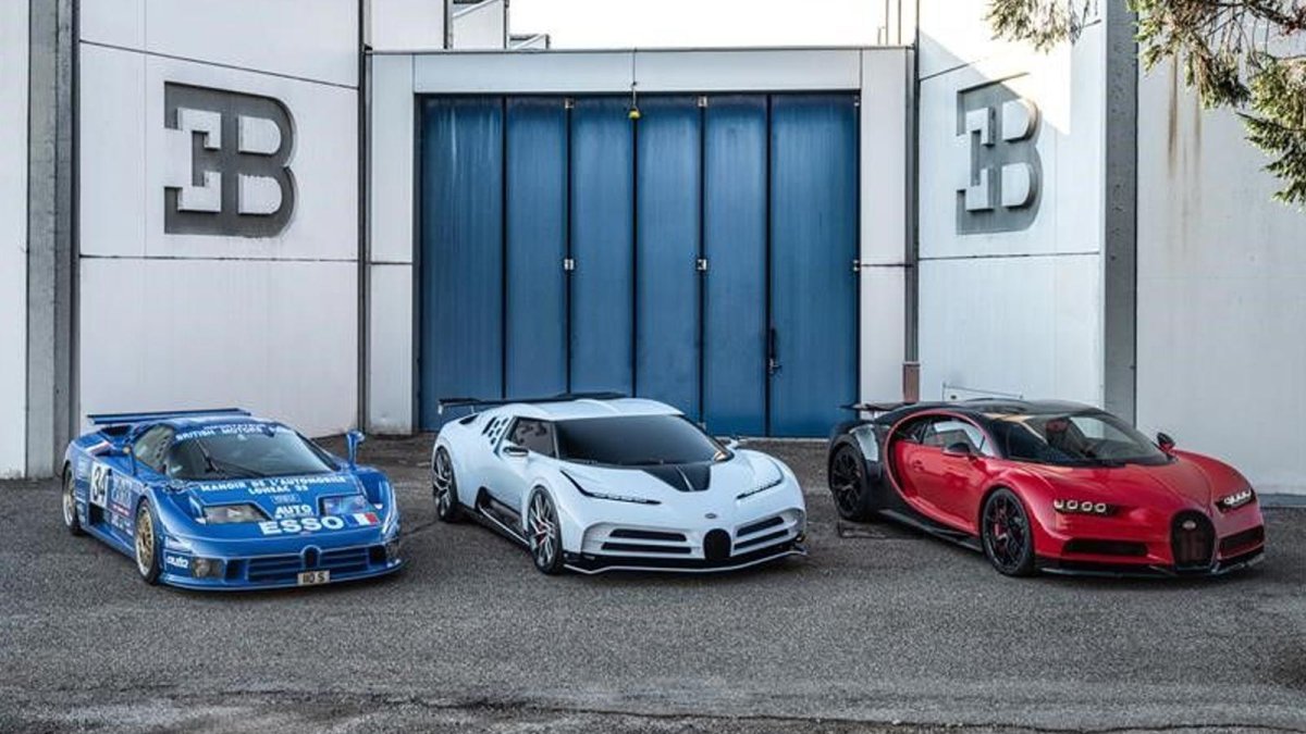 Bugatti 2020 Centodieci автомобиль