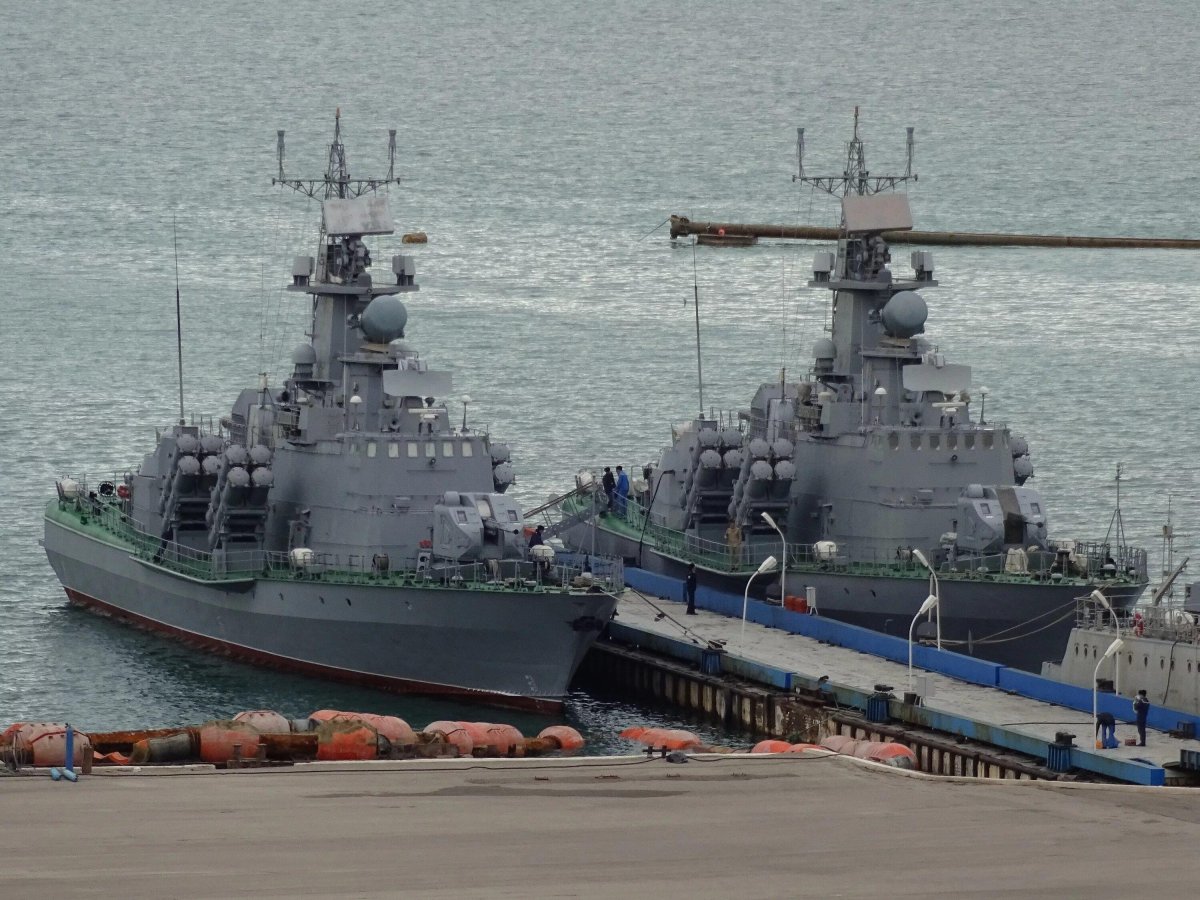 Ракетный катер 12418