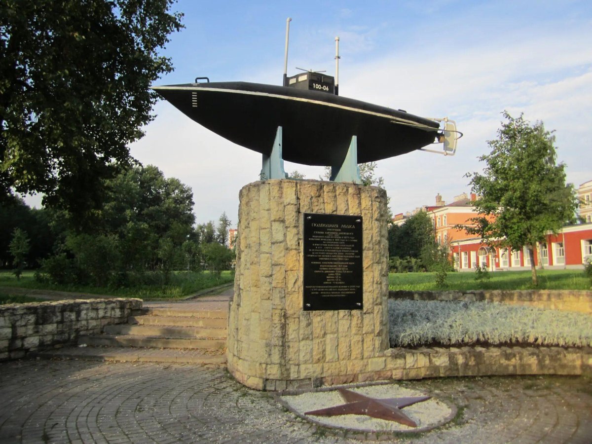 Подводная лодка Джевецкого в Гатчине