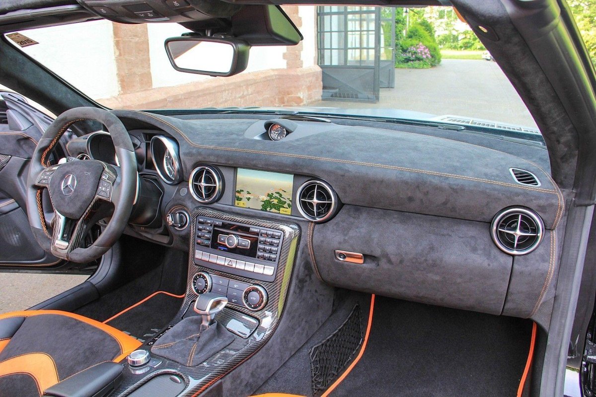 Mercedes Benz w210 AMG салон