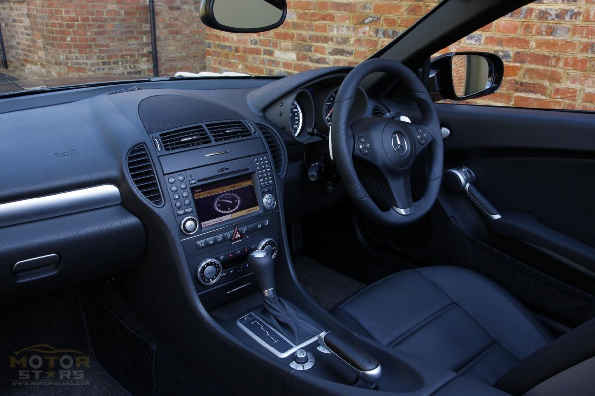 Mercedes Benz SLK 55 AMG салон
