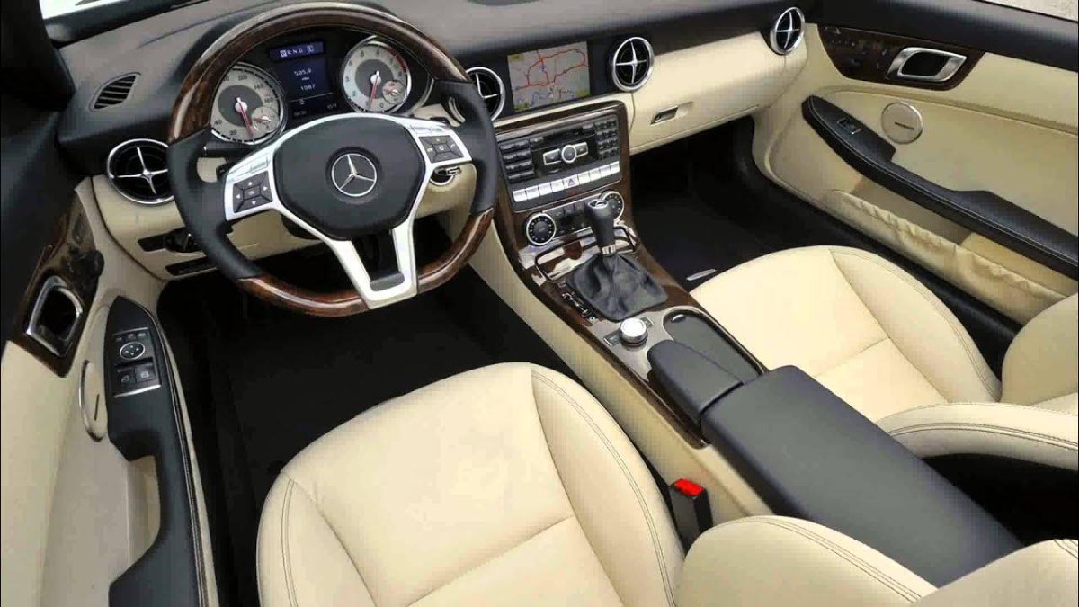 Mercedes Benz SLK 2021 Interior