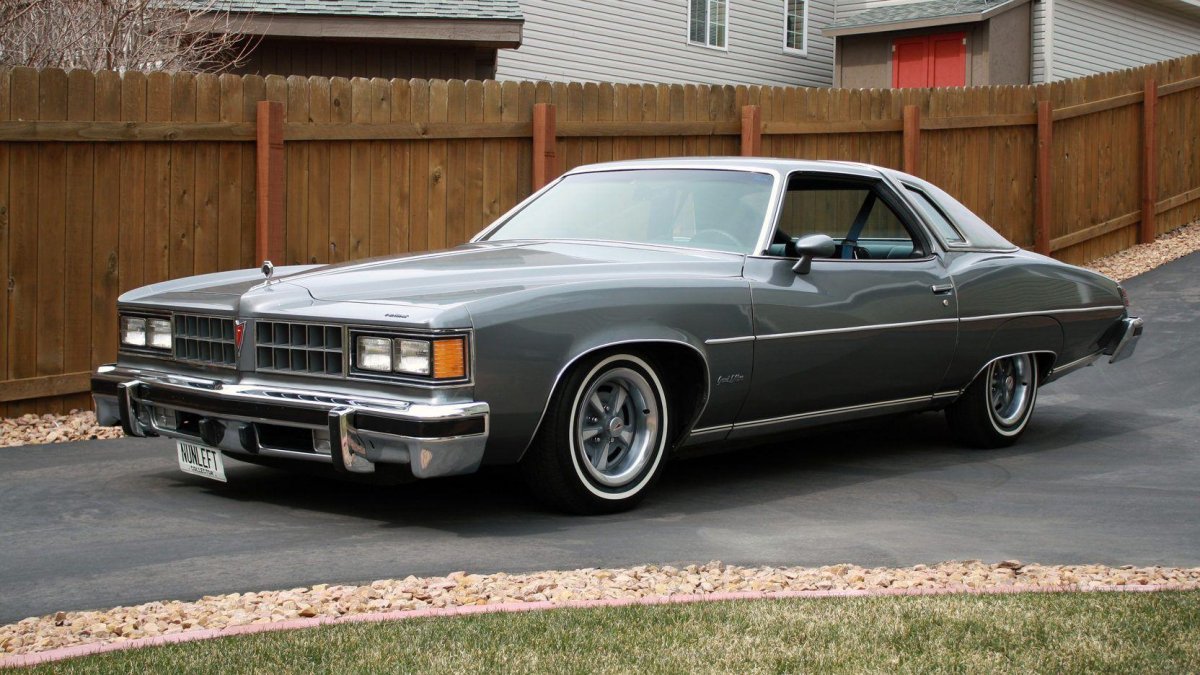 Понтиак Леманс