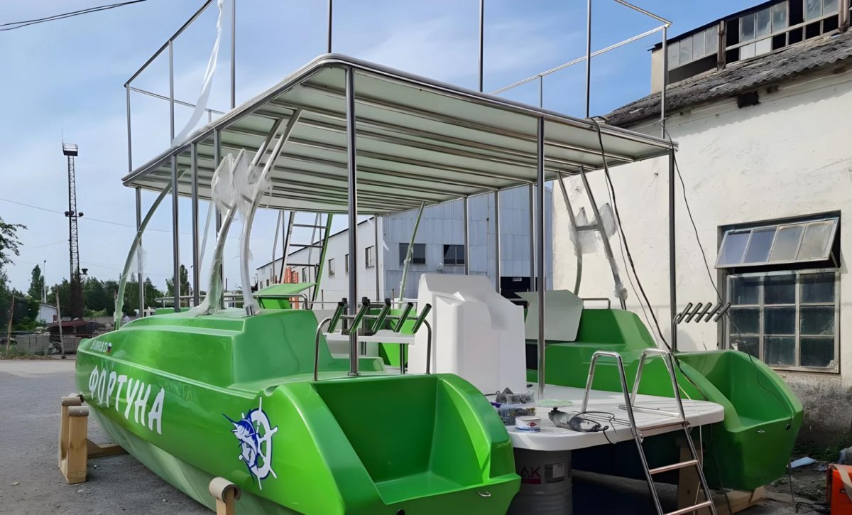 Катамаран Кайман 800