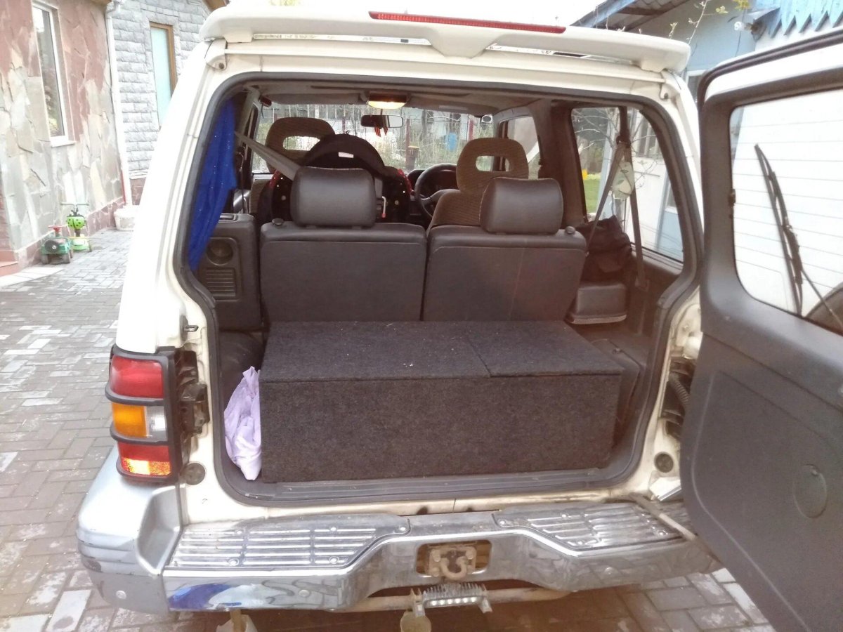 Багажник Mitsubishi Pajero 2