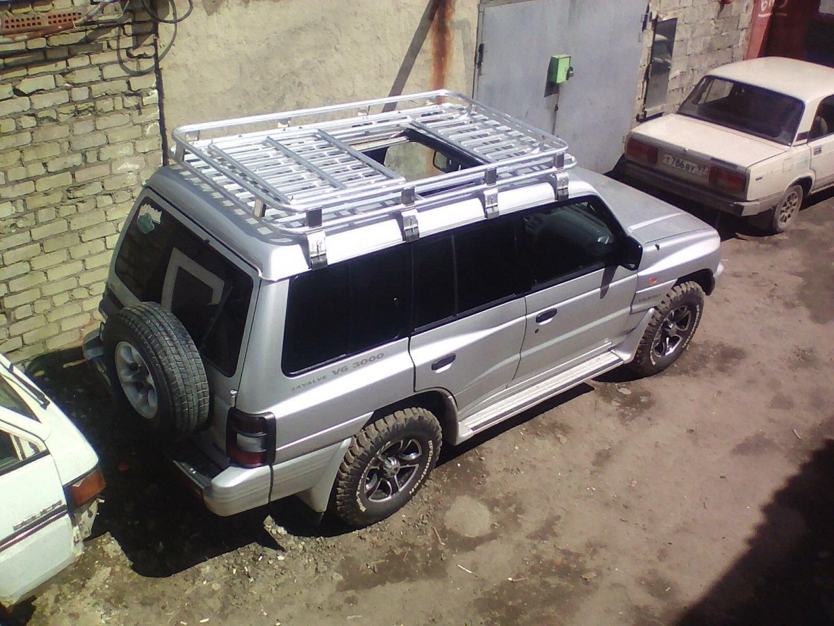 Митсубиши Паджеро 2 багажник