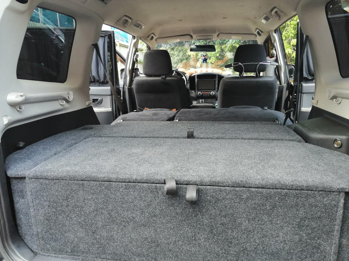 Спальник в Mitsubishi Pajero 4