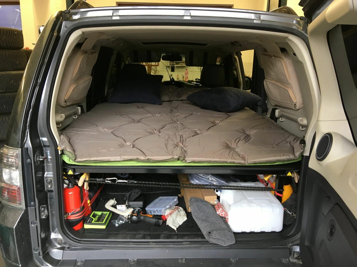 Mitsubishi Pajero Sport 2014 багажник