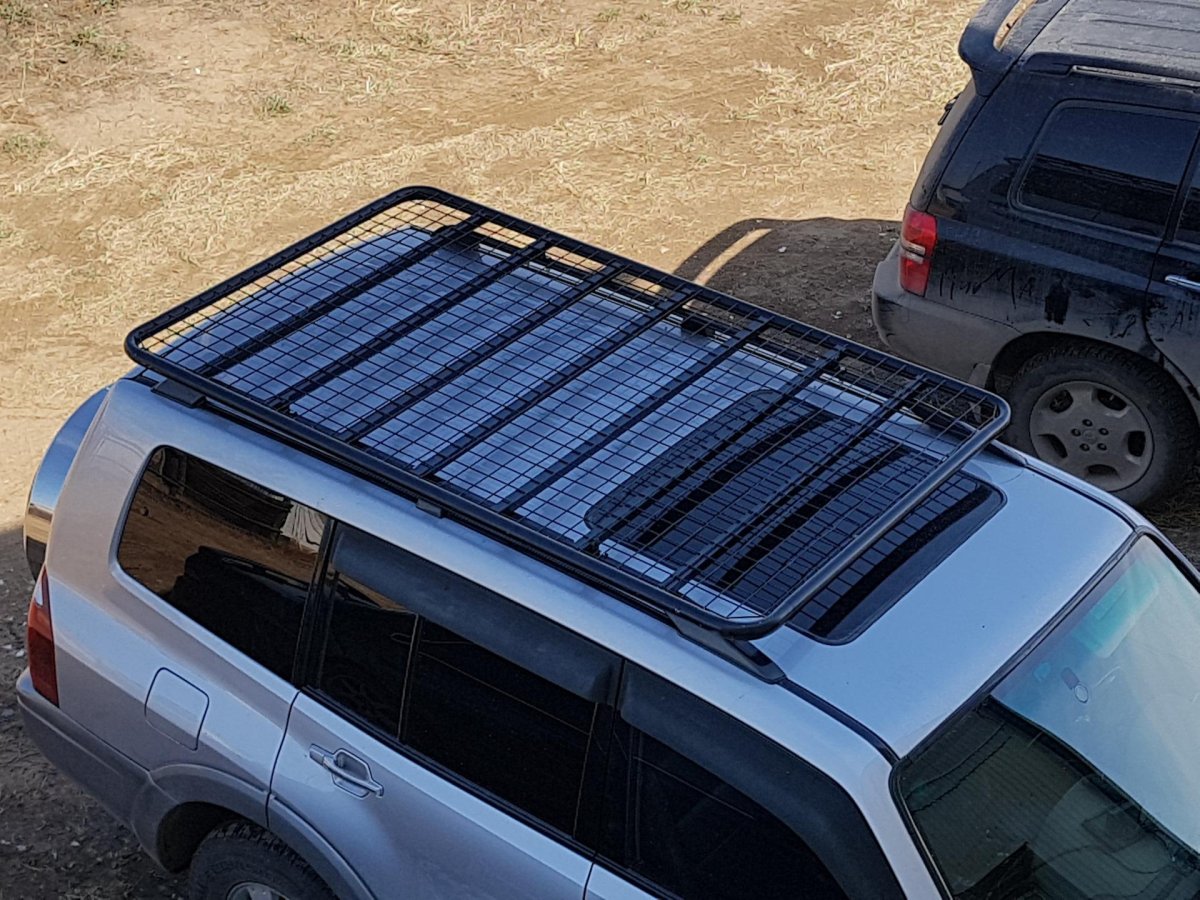 Экспедиционный багажник на Мицубиси Паджеро 4