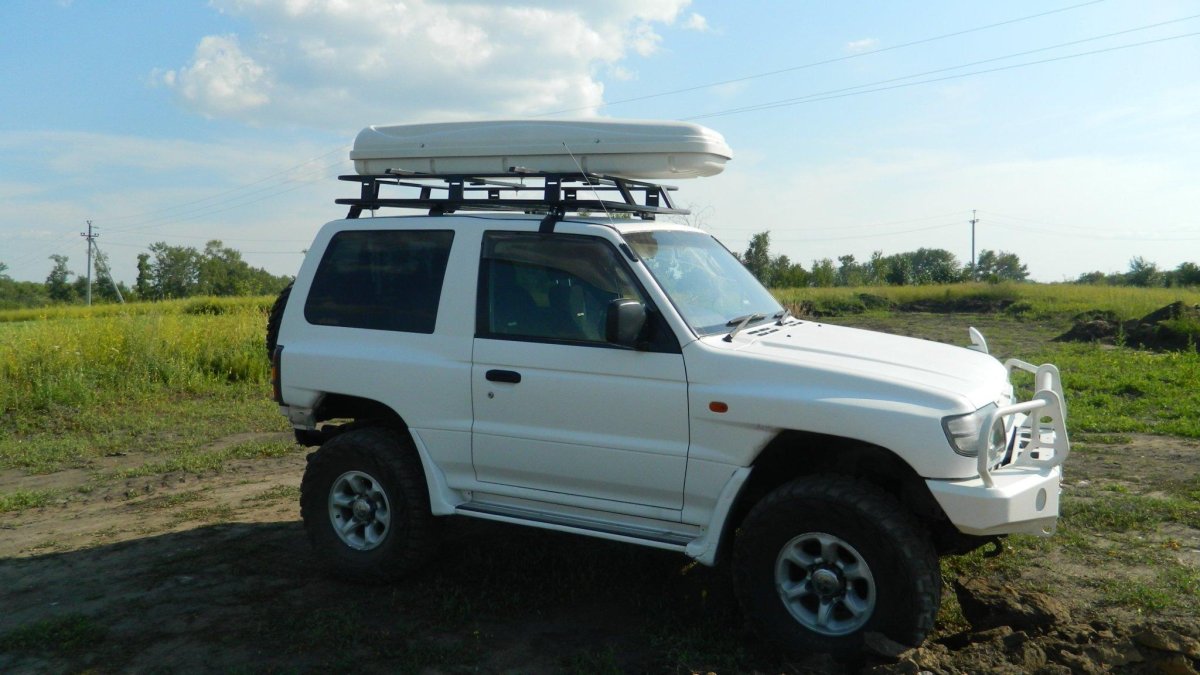Экспедиционный багажник Mitsubishi Pajero 2