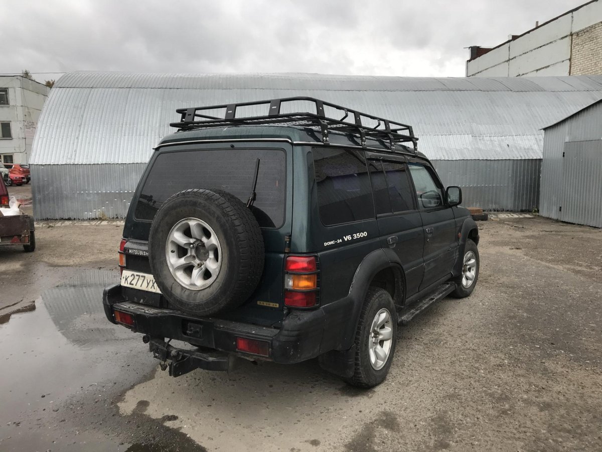 Багажник на Паджеро 2