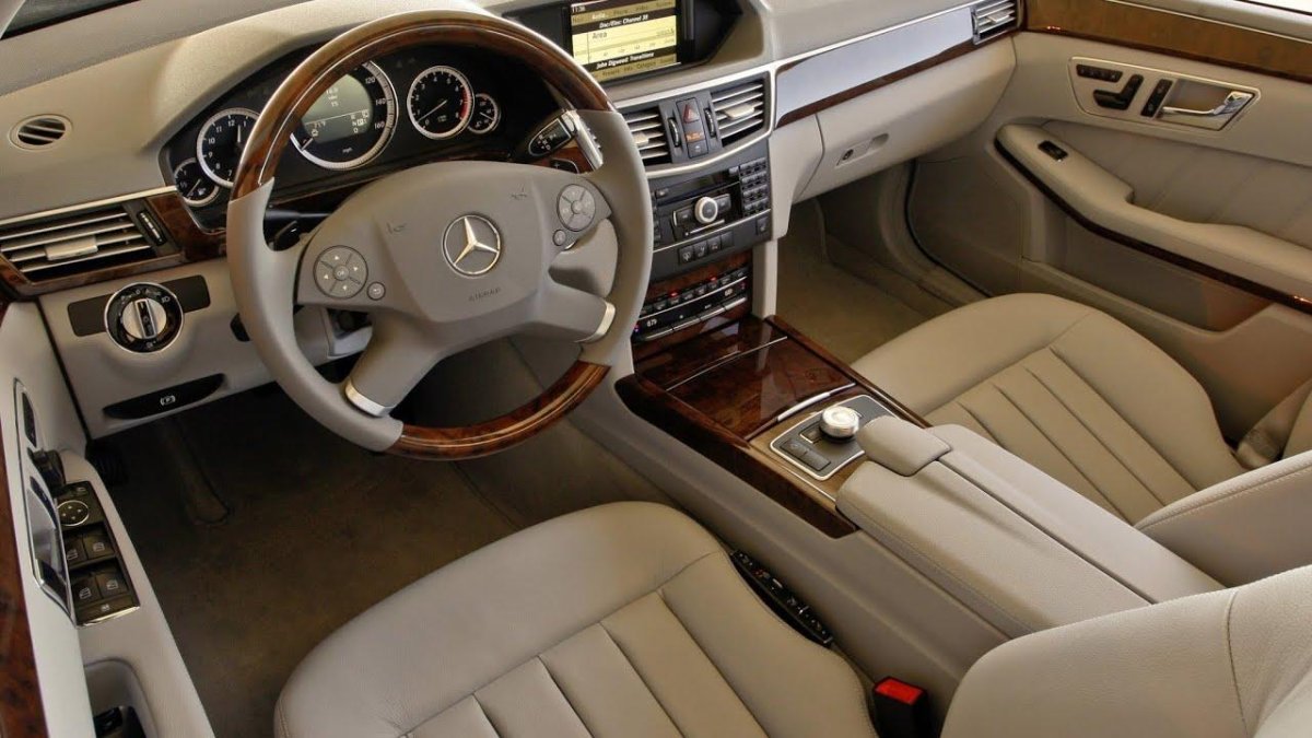 Mercedes Benz e550 w212