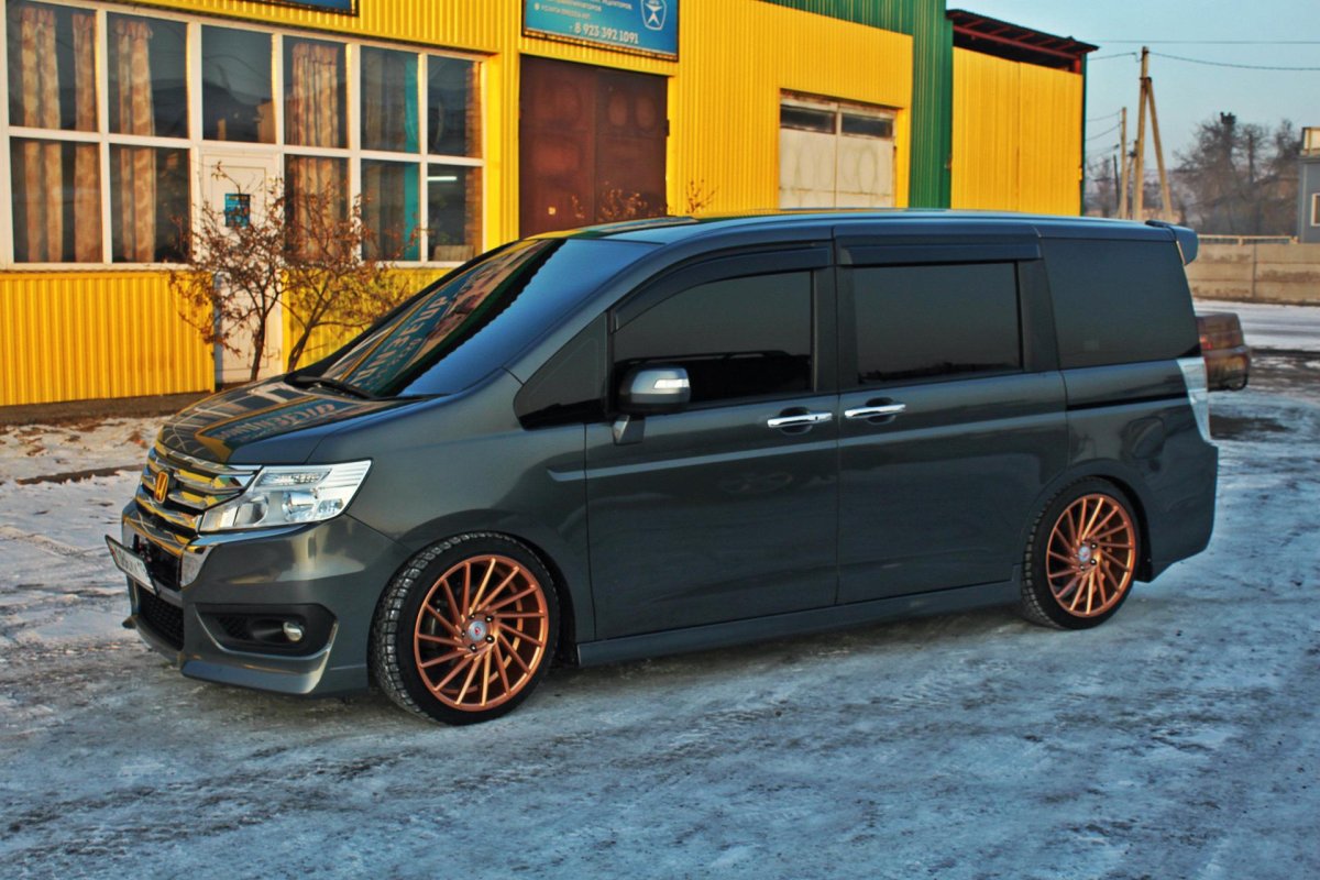 Honda Stepwgn spada 2018 Tuning