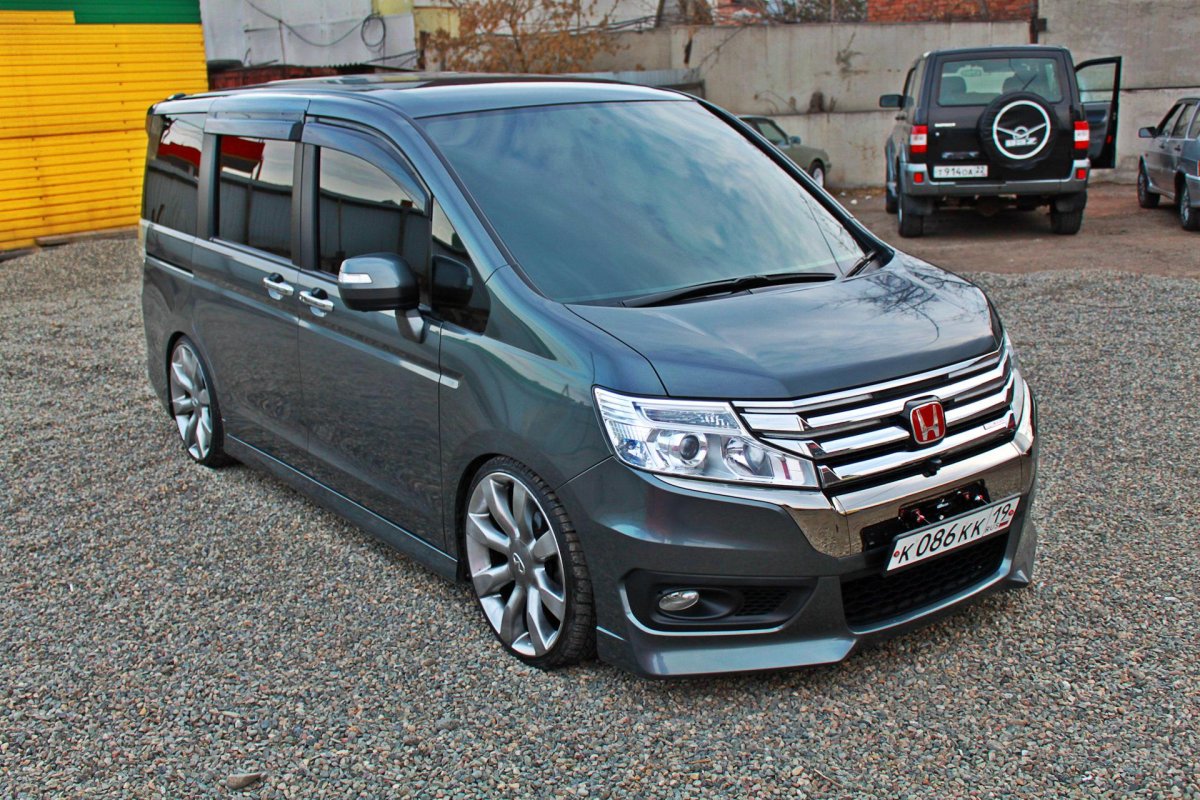 Honda Stepwgn spada rk5