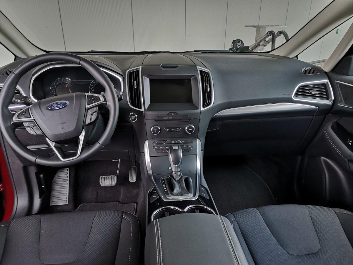 Ford s Max 2015 салон