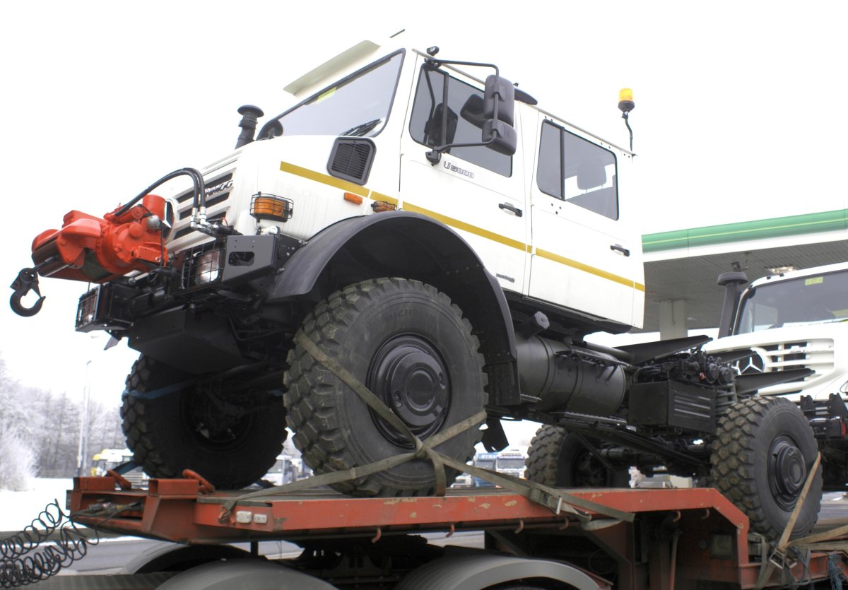 Mercedes Unimog u5000