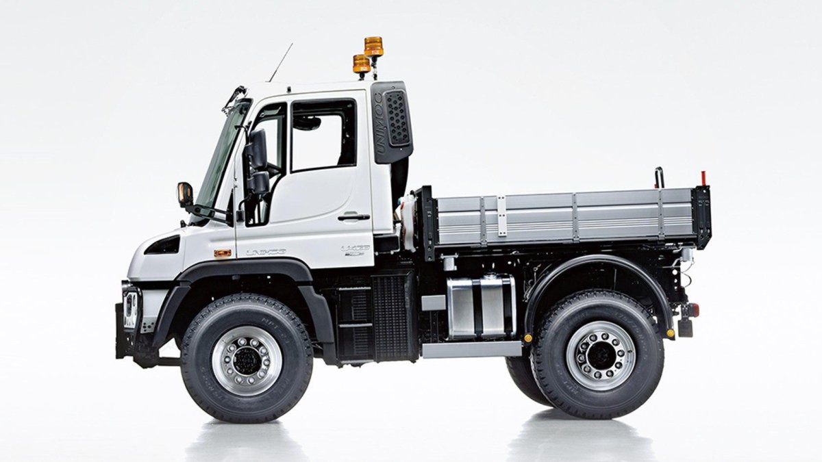 Mercedes-Benz Unimog u400