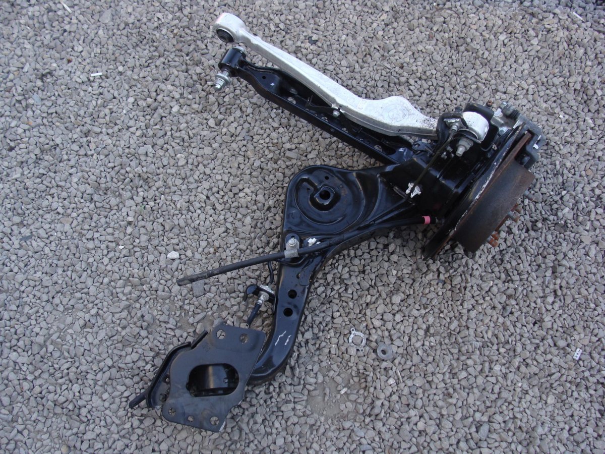 Форд фокус 3 задний кулак