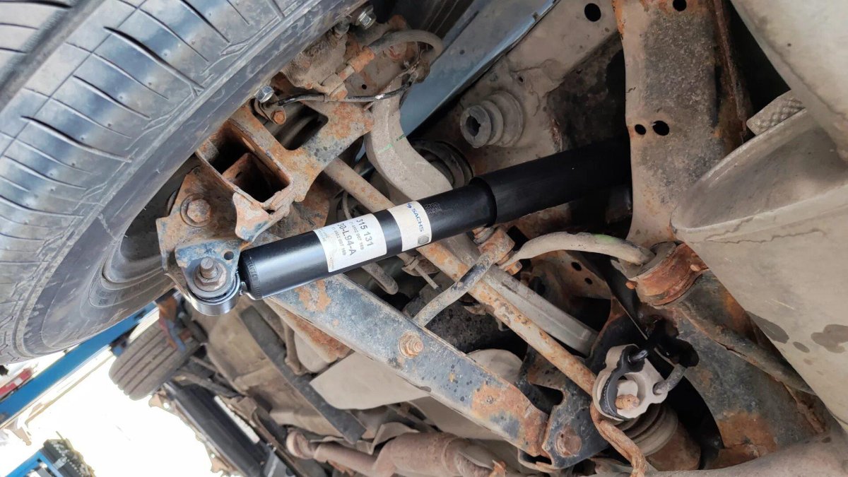 Как спилить болты развала сзади Ниссан Кашкай j 10