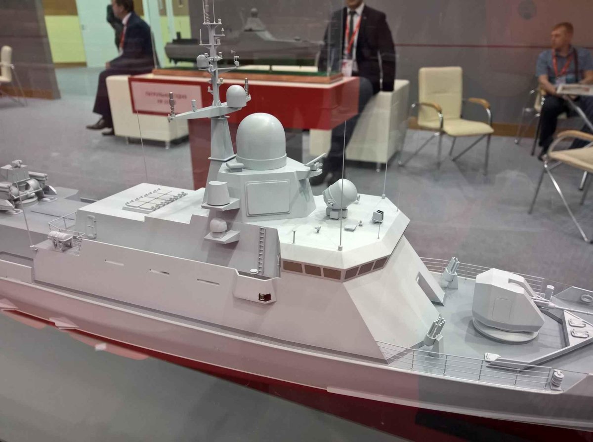 Катер 22800 Каракурт