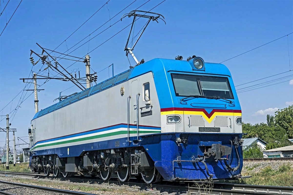 Электровозы Узбекистана 717