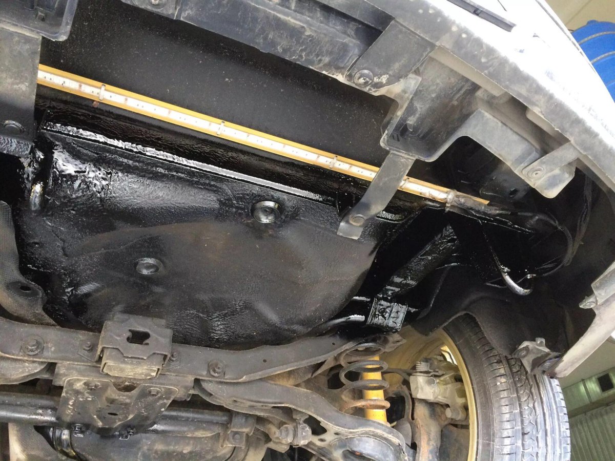 Днище Мазда 3 BK седан