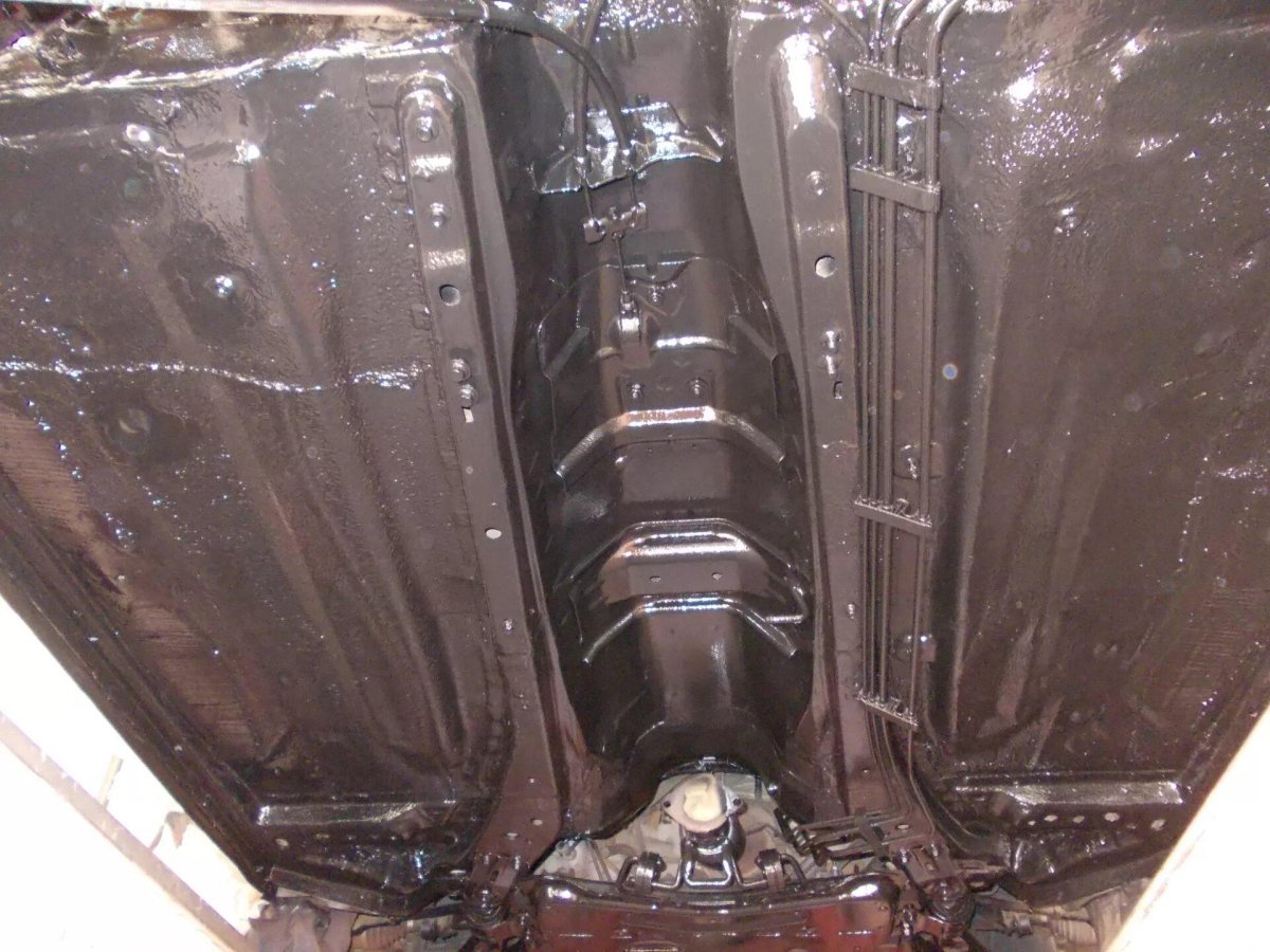 Mazda 3 2008 днище