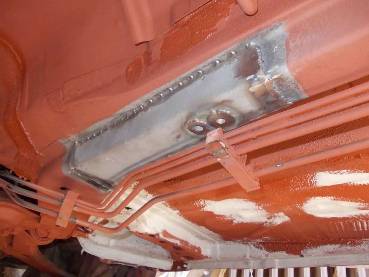 Усилитель днища Мазда 3 БК