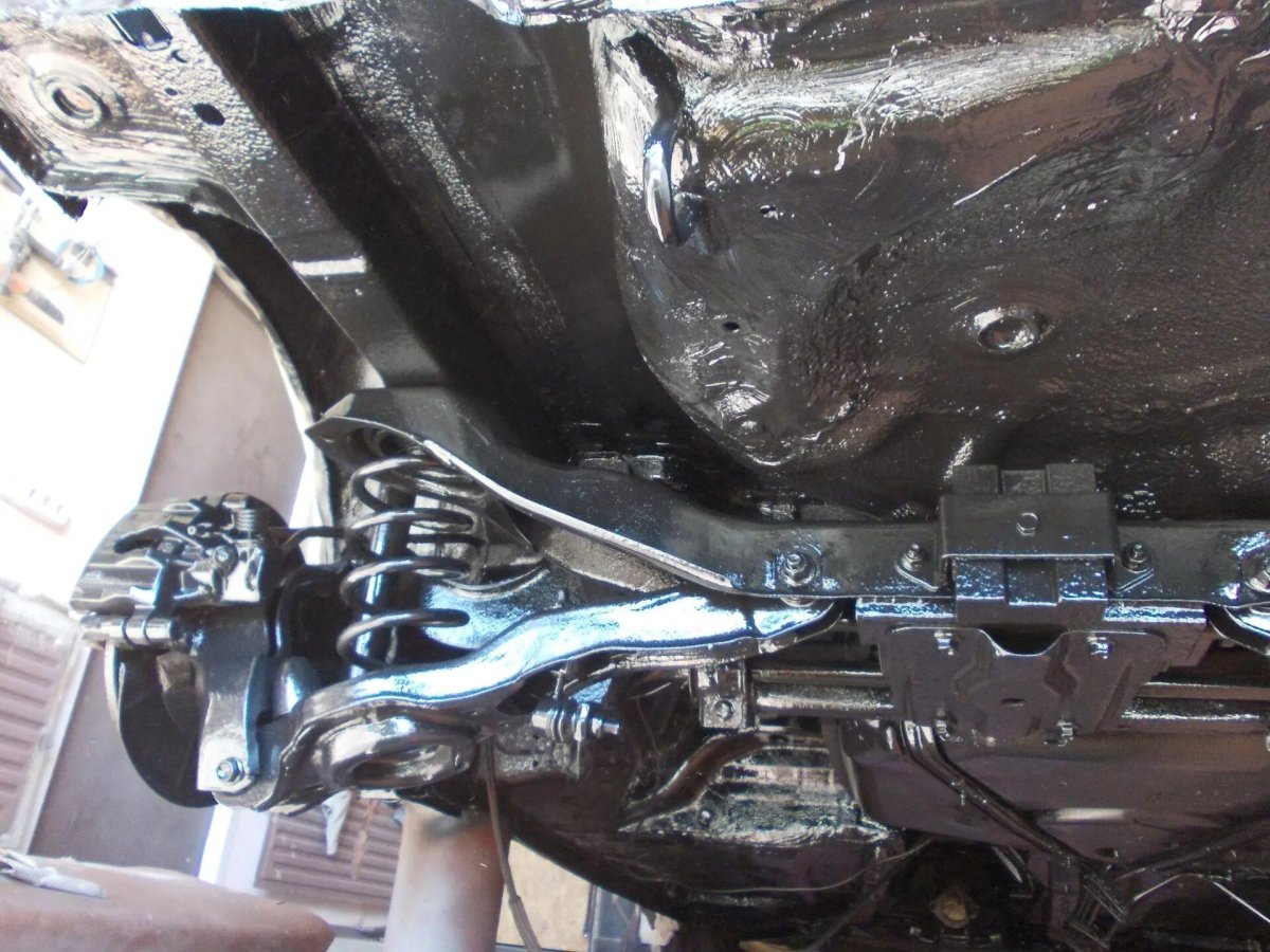 Днище Мазда 3 БК