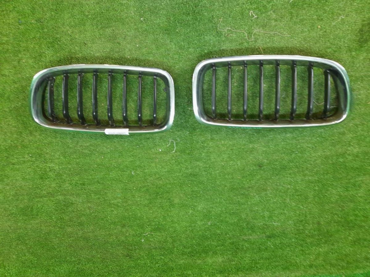 Решетка радиатора БМВ f15 Титан