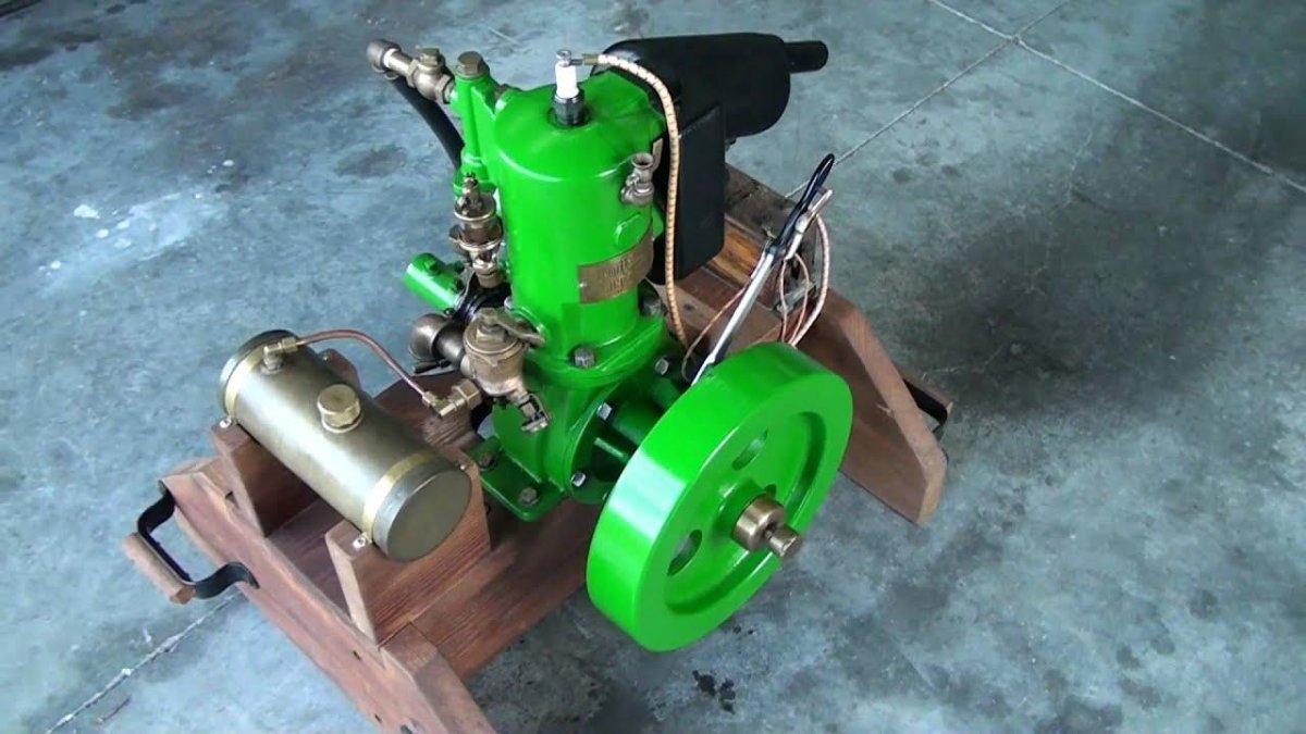 Нефтяной двигатель болиндер