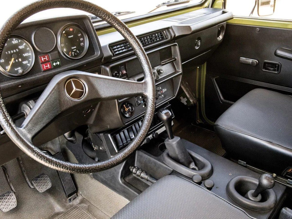 Mercedes-Benz g-class w460 1979