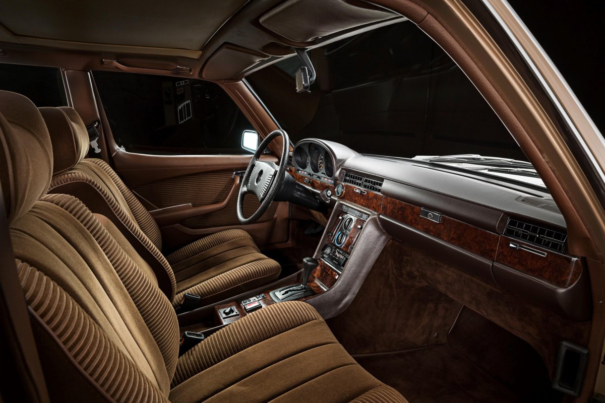 Мерседес Бенц w116