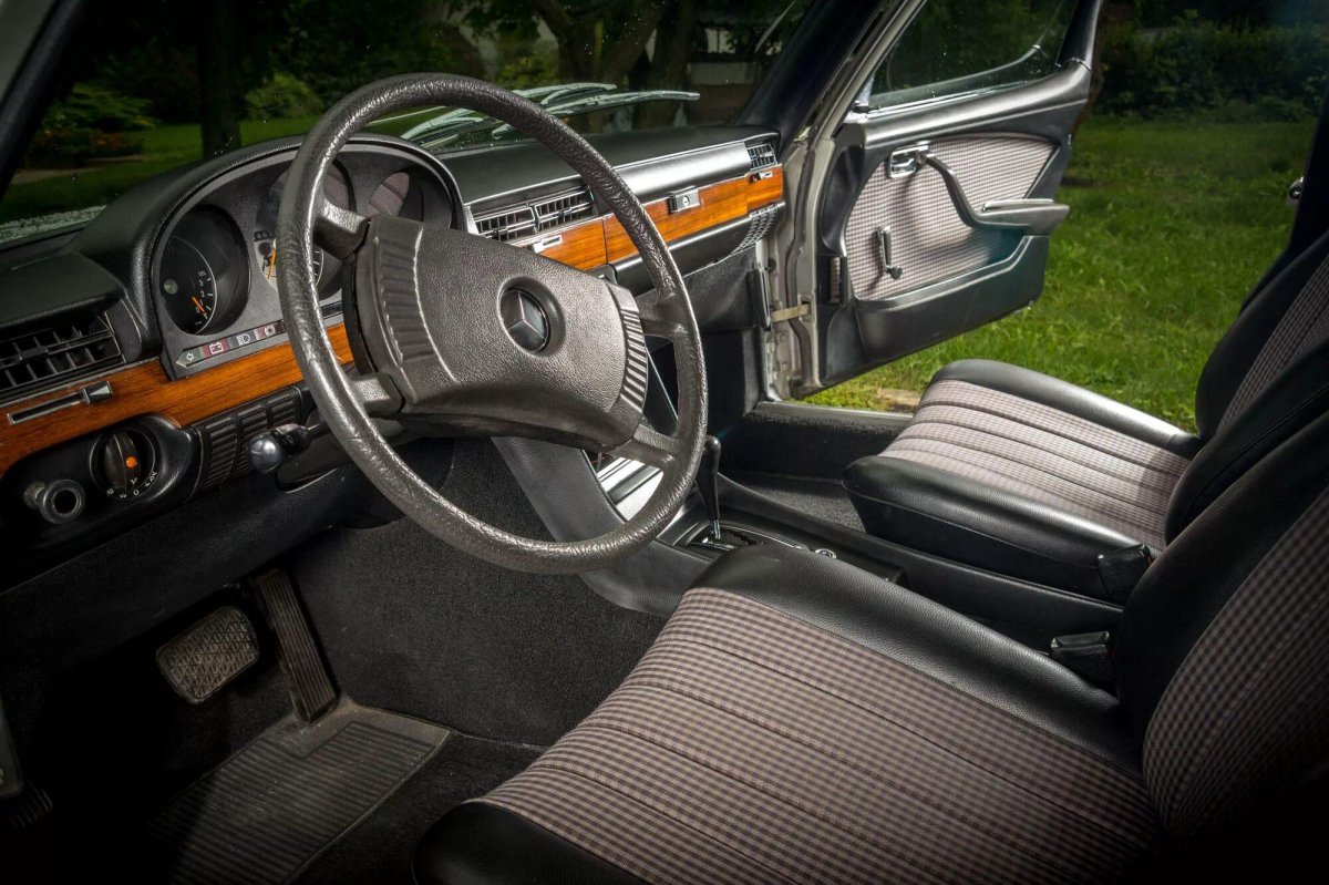 Мерседес Бенц w116