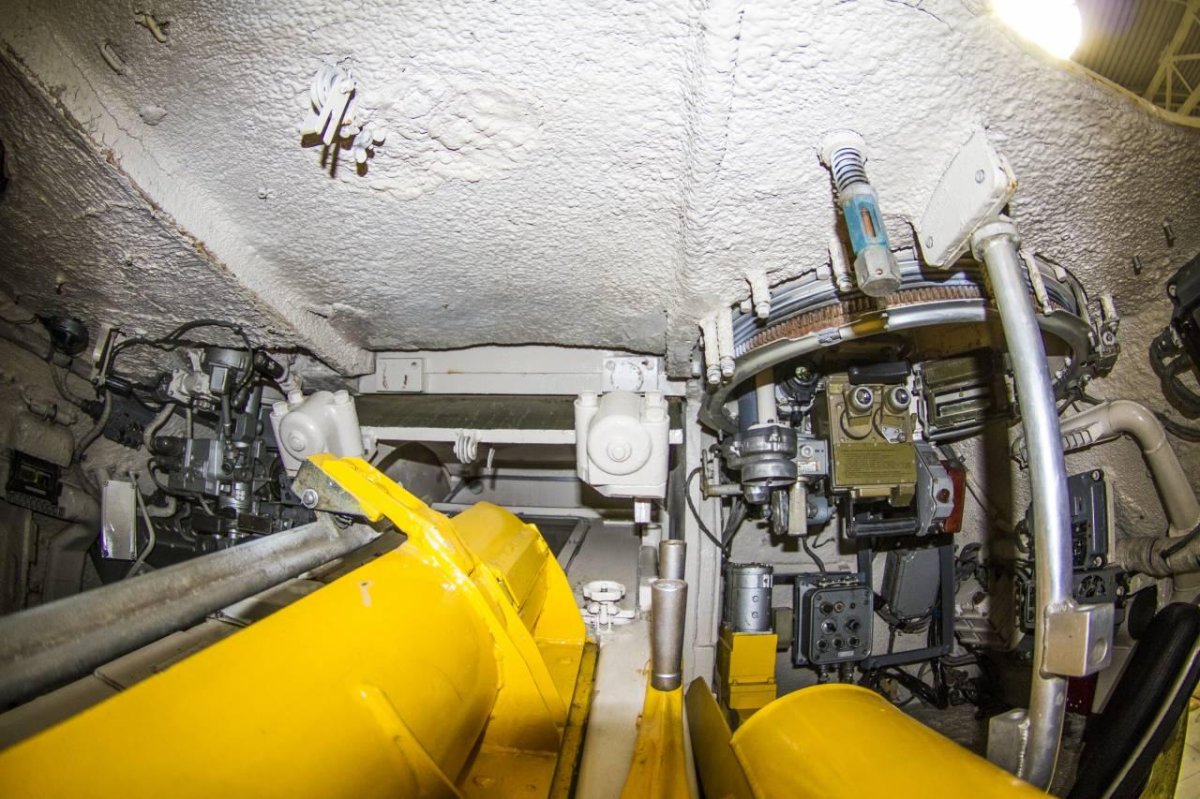 Мста-с внутри башни