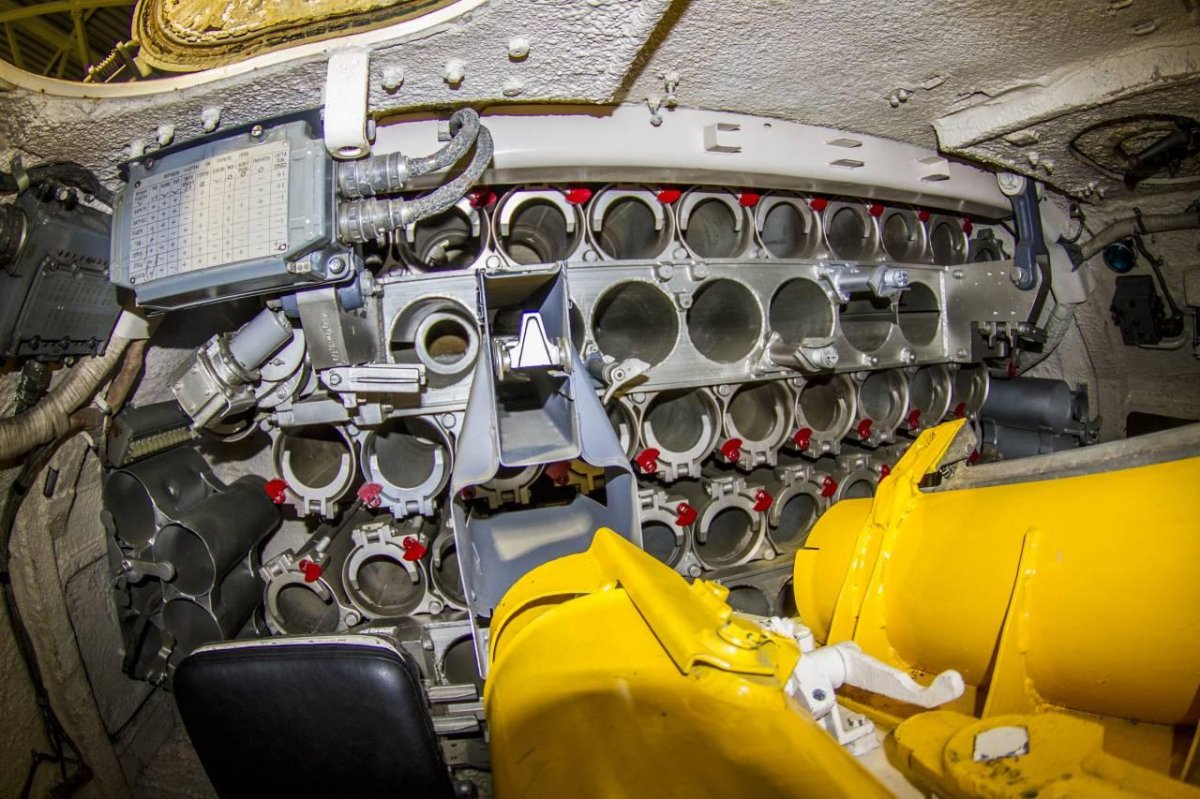 Мста 2с19 кабина