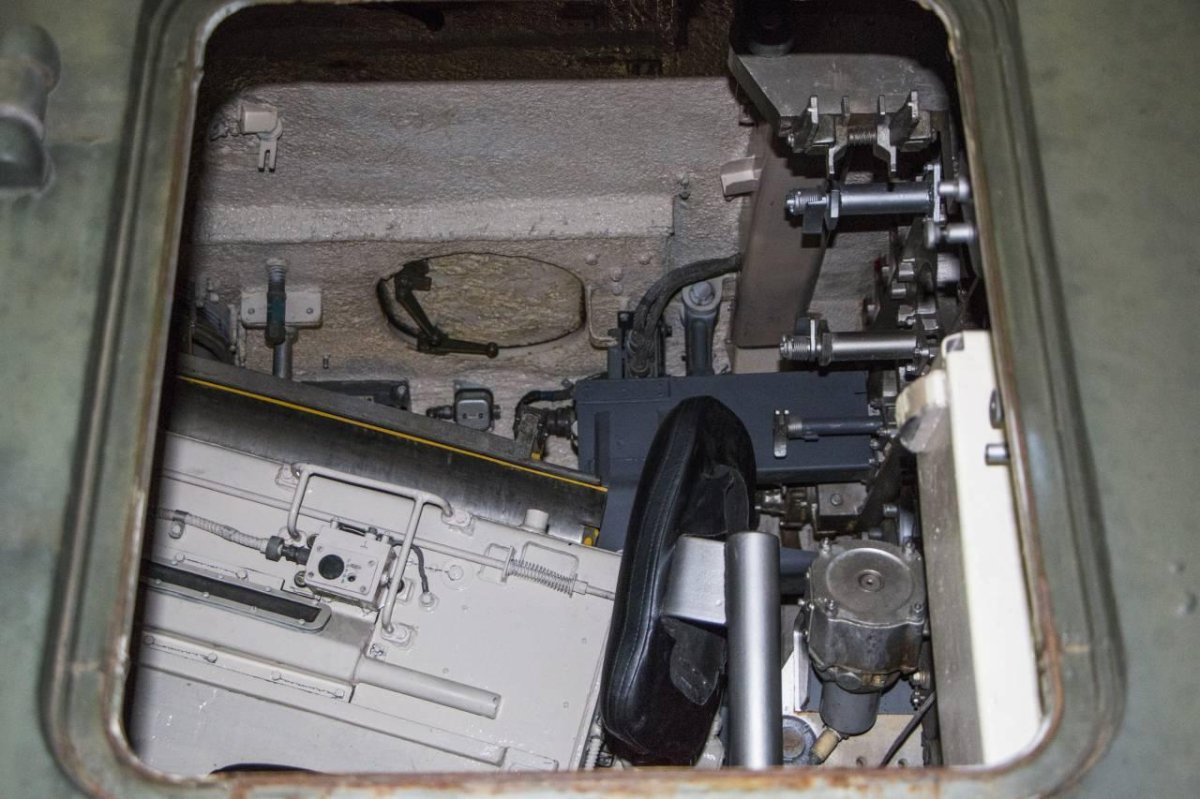 Мста 2с19 кабина