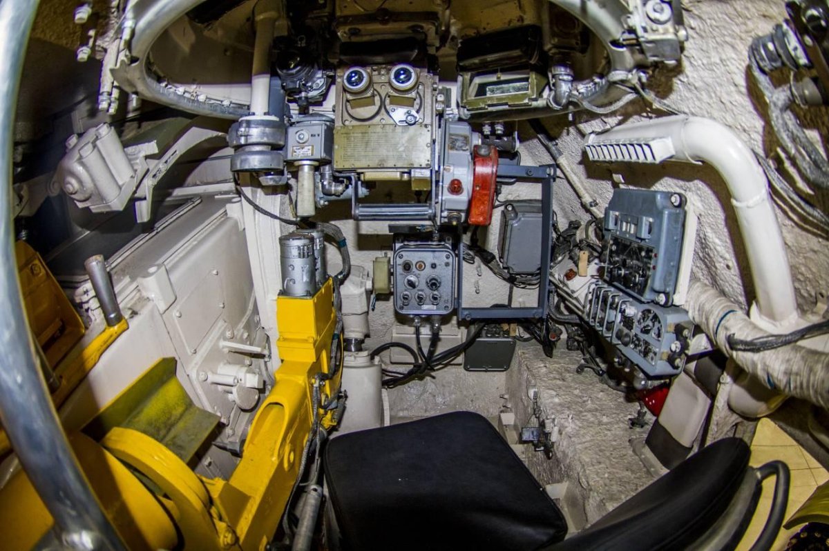 Мста 2с19 кабина