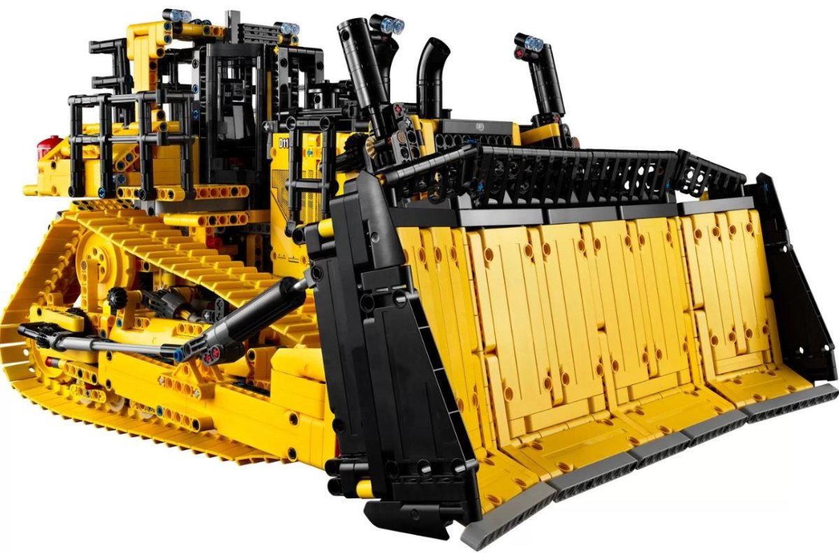 Лего бульдозер Cat d11