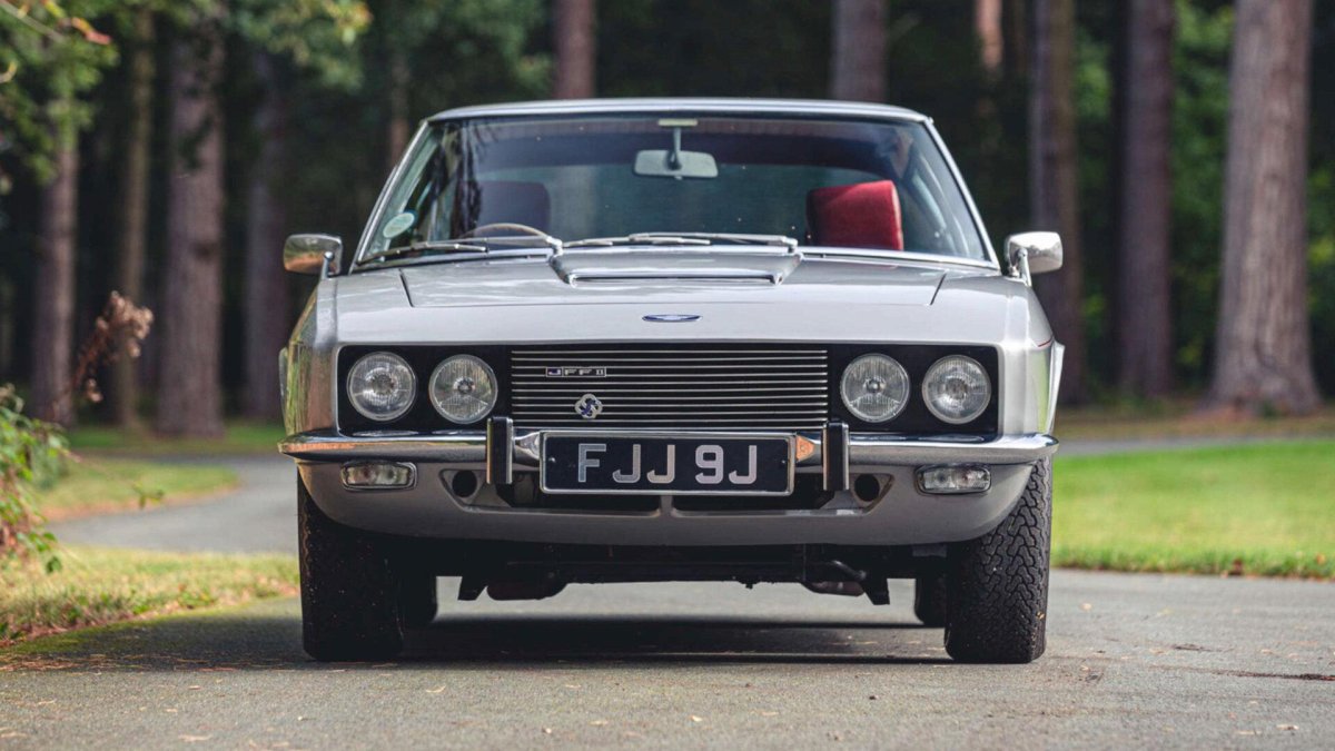 Автомобиль Jensen FF