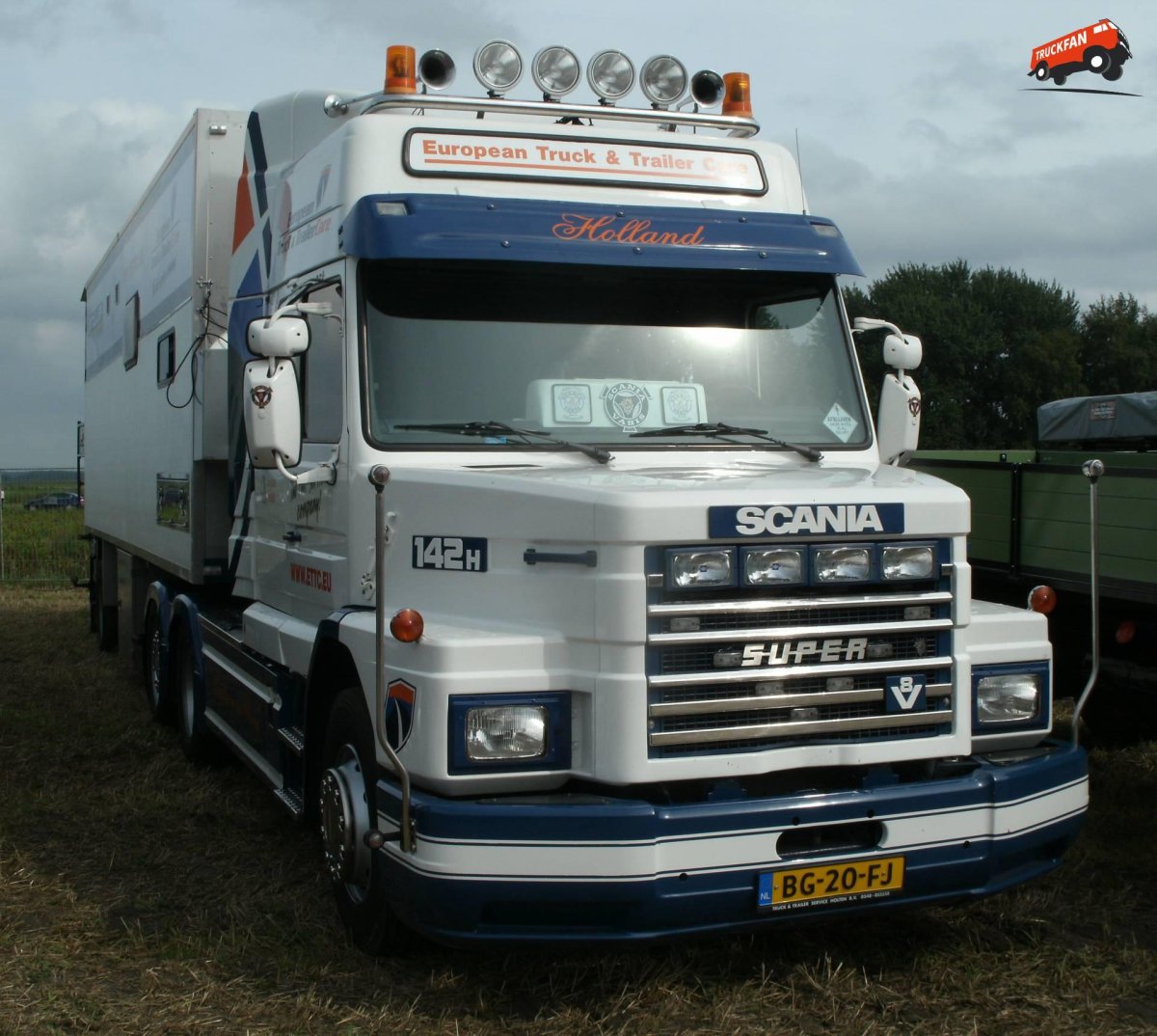 Scania t142