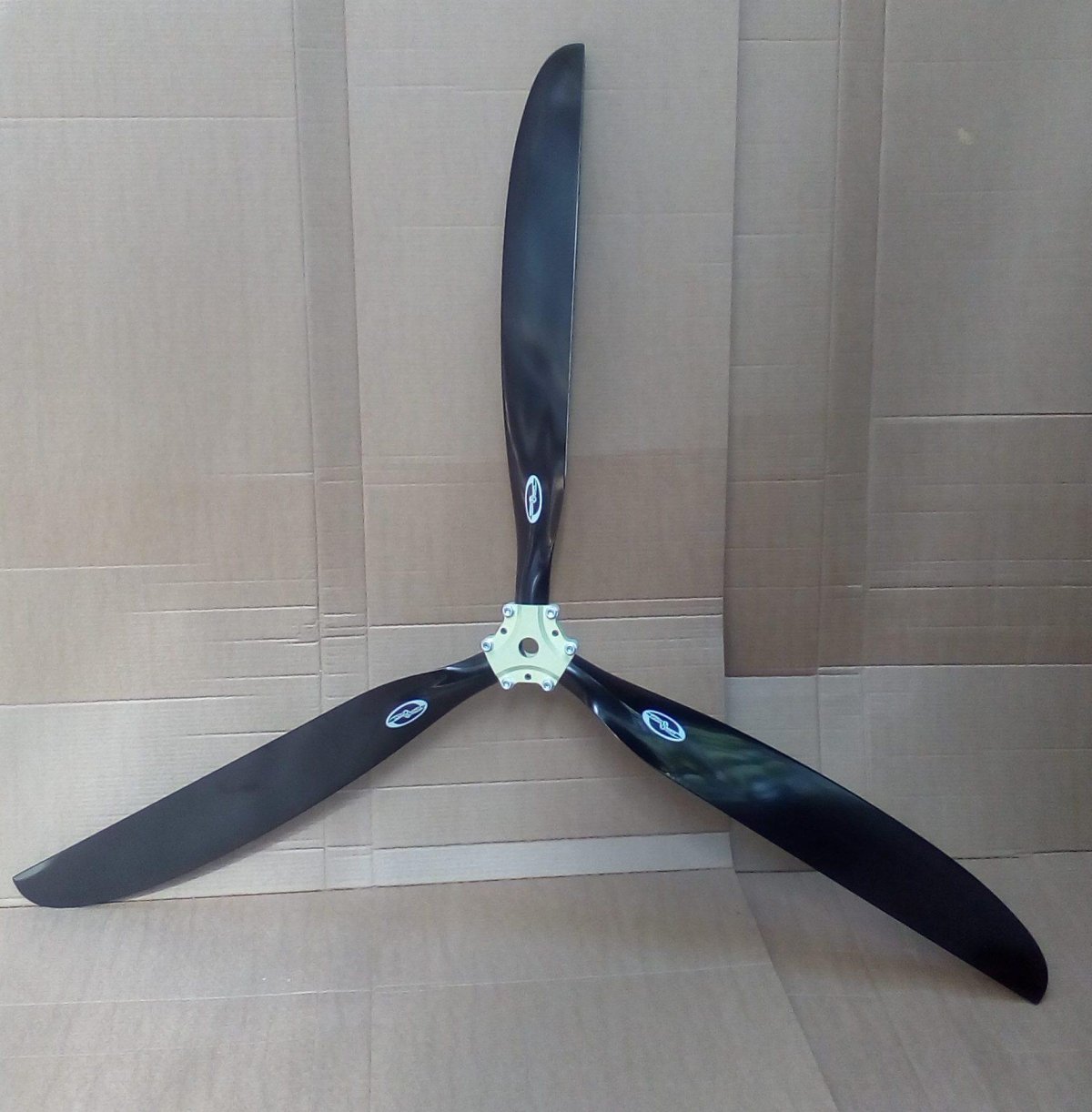 Винт для аэролодки 20 л.с